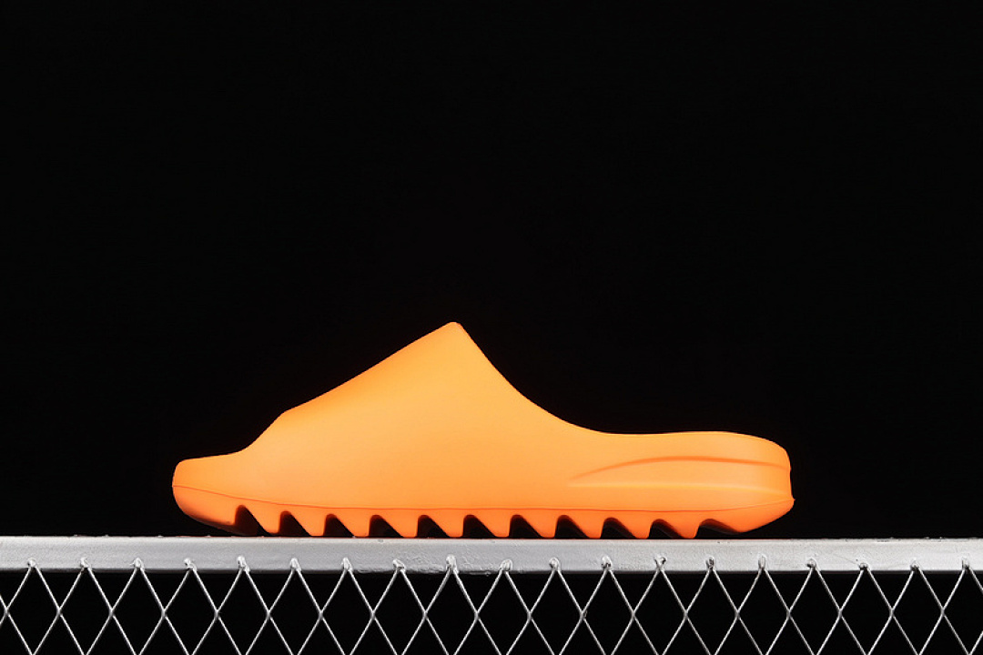 Adidas [GZ0953]-[YEEZY SLIDES ENFLAME ORANGE/ENFLAME ORANGE]-[UNSIEX:37-47], photo 1