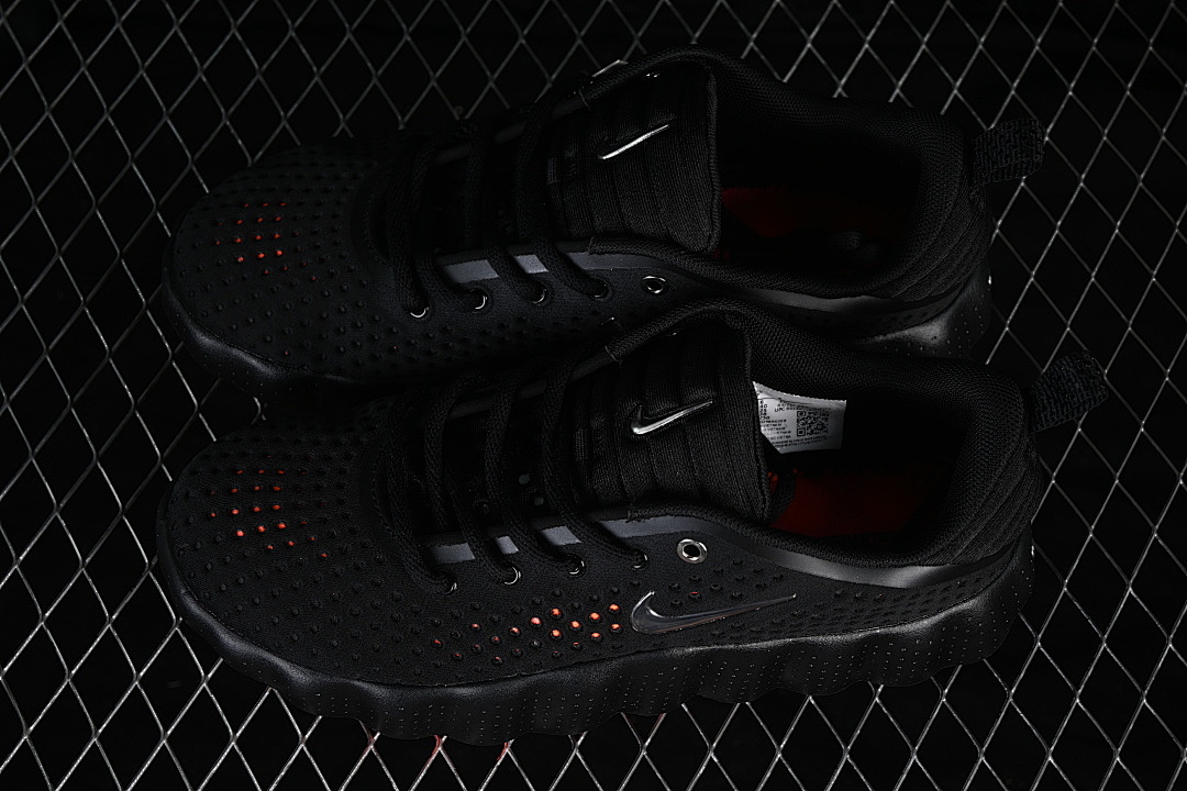 Unbranded [HQ4308-001]-[MIND 002 BLACK/HYPER CRIMSON/HYPER CRIMSON/CHROME]-[WOMAN:36-39]-[MAN:40-45] - Image 10