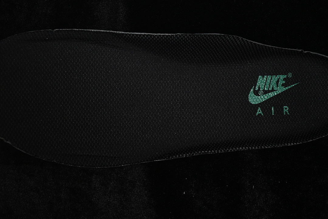 Nike [MM3399-822]-[AIR FORCE 1 07 LOW CASUAL SNEAKERS WHITE/GREEN/WHITE]-[WOMAN:36-39]-[MAN:40-45] - Image 4