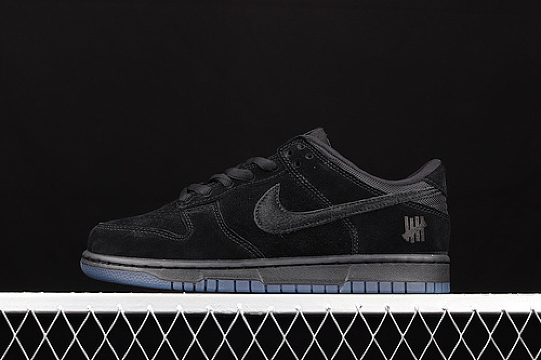 Undefeated Nike UNDEFEATED SB DUNK LOW VS AF1 BLACK/BLACK/BLACK · DO9329-001, photo 1
