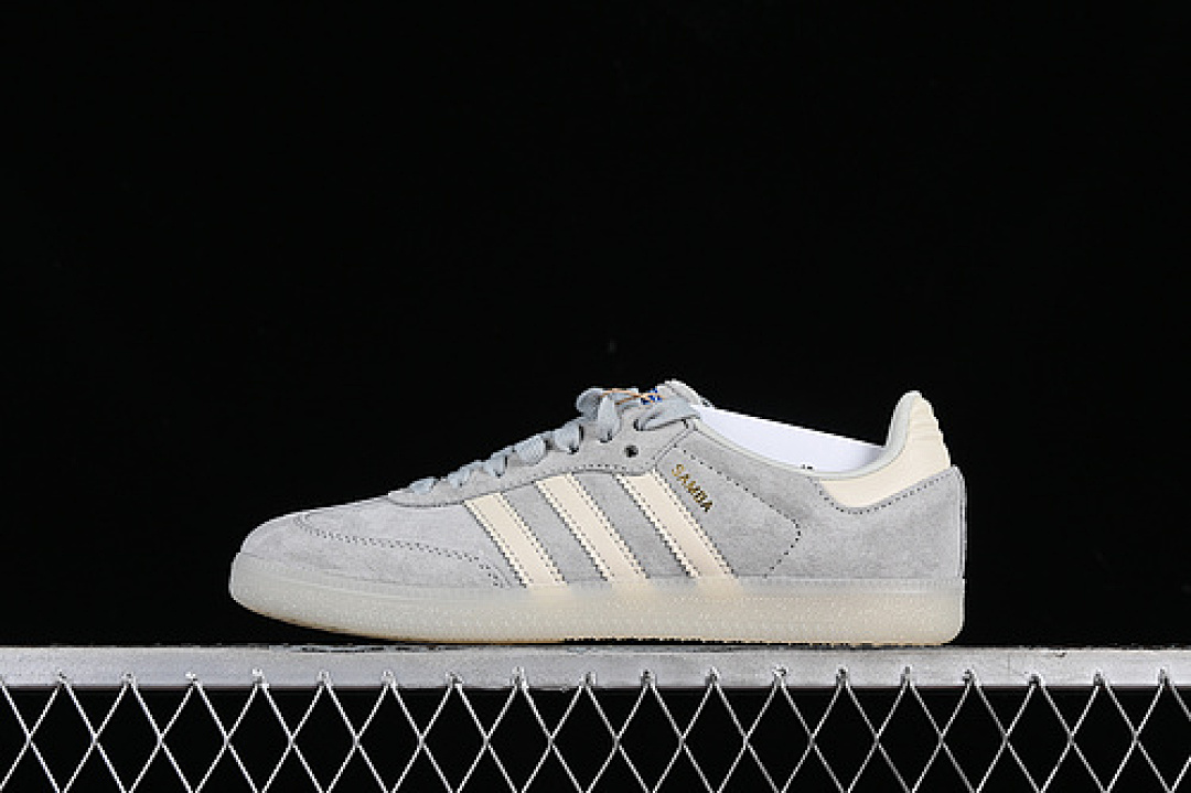 Adidas Adidas SAMBA OG WONDER SILVER/CHALK WHITE/OFF WHITE · IG6177, photo 1
