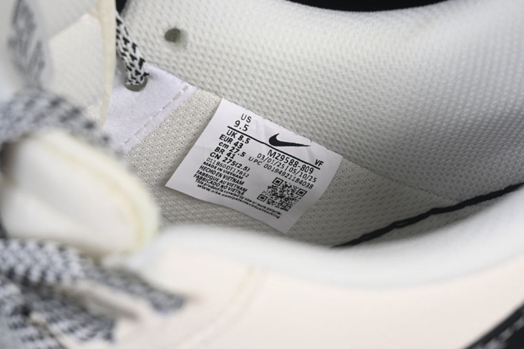Nike [MZ9588-809]-[AIR FORCE 1 07 LOW CASUAL SNEAKERS BLACK/WHITE]-[WOMAN:36-39]-[MAN:40-45] - Image 5