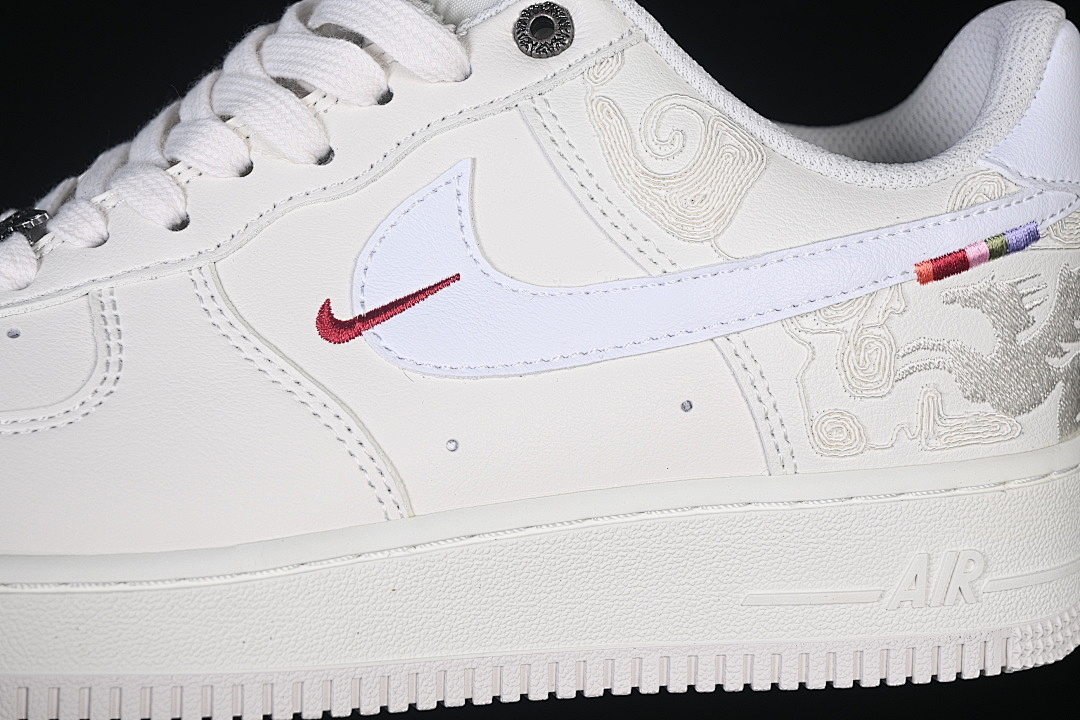 Nike [IQ1119-011]-[AIR FORCE 1 07 LOW CASUAL SNEAKERS WHITE/RED/BEIGE]-[WOMAN:36-39]-[MAN:40-45] - Image 7