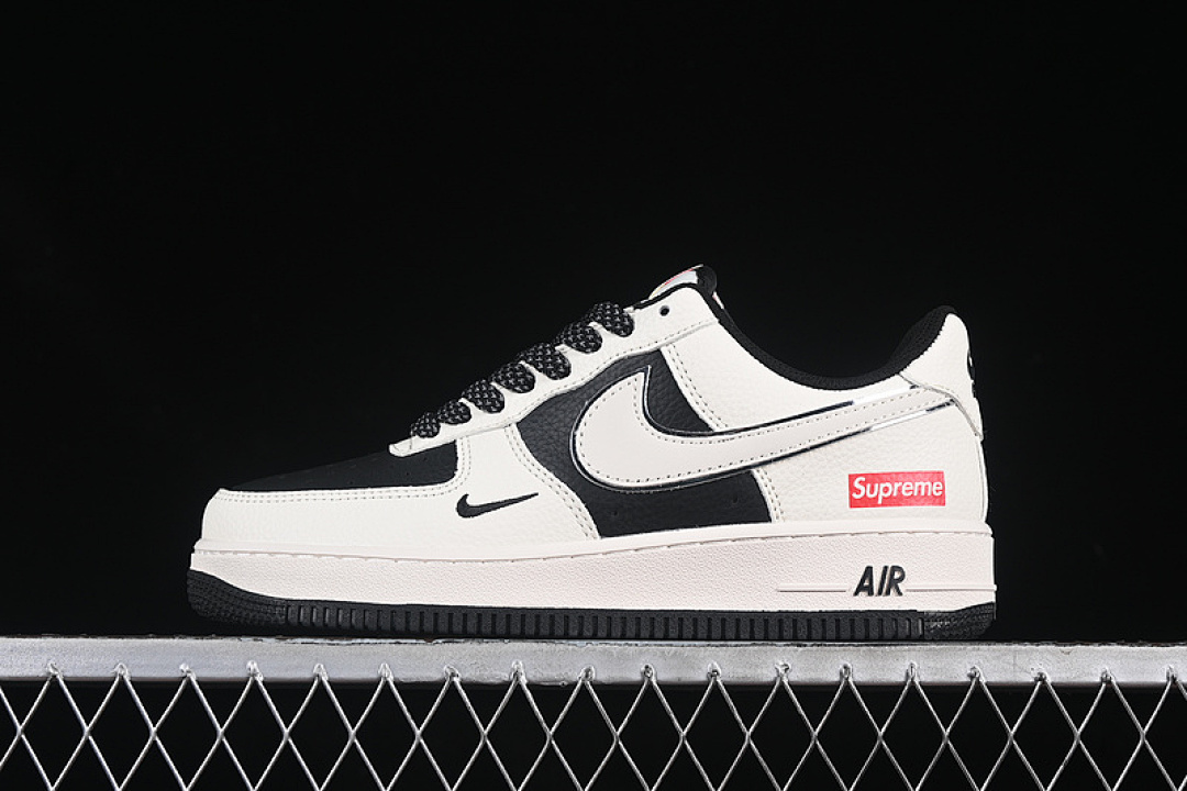 Nike [HH7518-056]-[AIR FORCE 1 07 LOW SUPREME WHITE/BLACK]-[WOMAN:36-39]-[MAN:40-45] - Image 2
