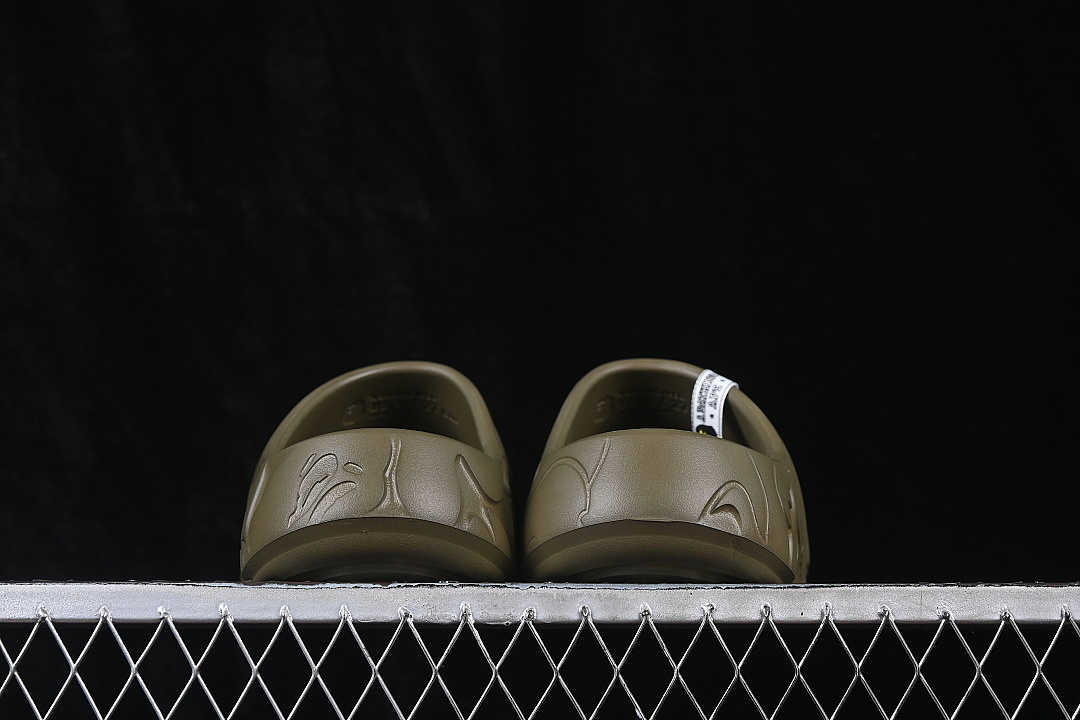 Bape [M322911]-[BAPE EVA COMFORTABLE AND VERSATILE SLIPPERS ARMY GREEN/GREEN]-[MAN:40-47.5] - Image 11