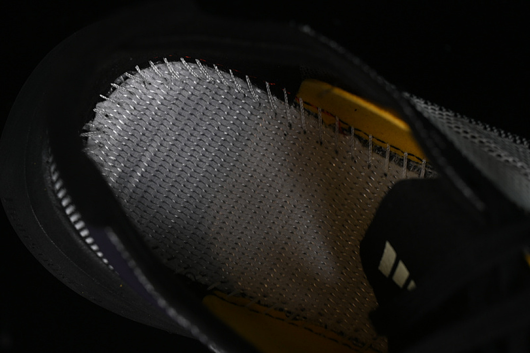 On Running [IF9212]-[ADIZERO BOSTON 12 M CORE BLACK/ZERO METALLIC/SPARK]-[WOMAN:36-39]-[MAN:40-45] - Image 5