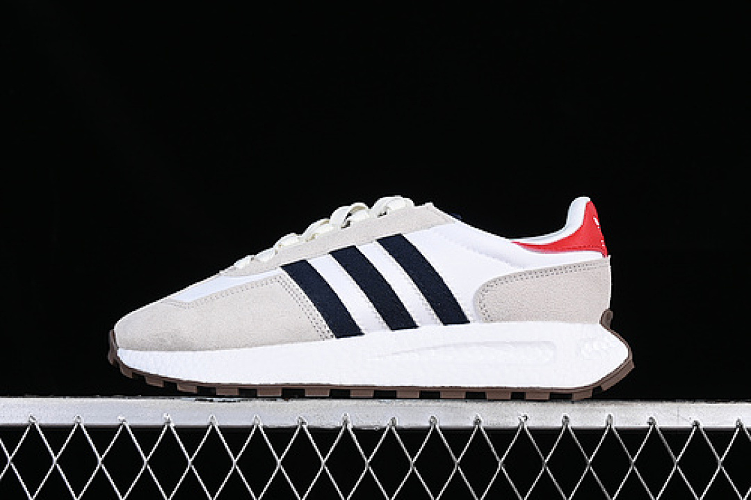 RETROPY E5 WHITE/BLACK/GREY/RED · HQ1532, photo 1