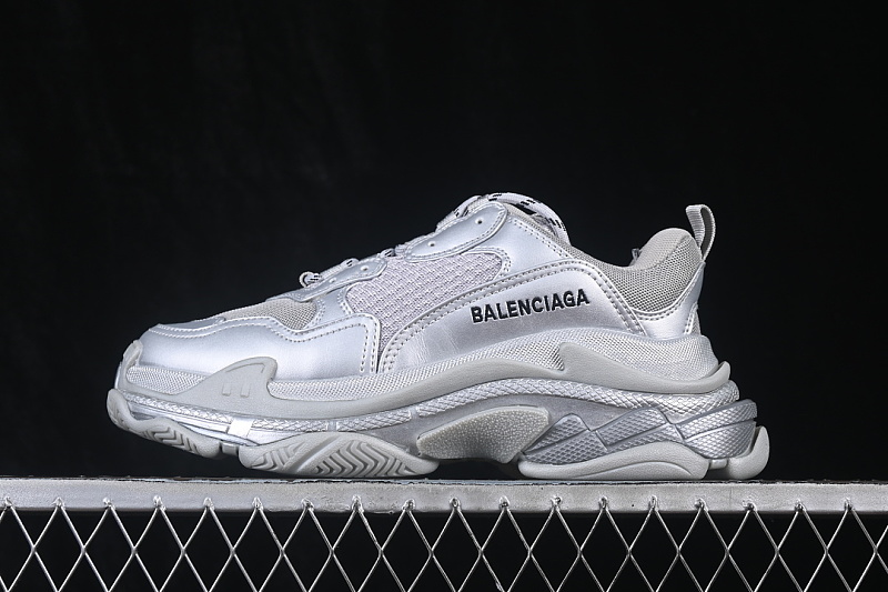 Balenciaga Balenciaga TRIPLE S RETRO DAD SHOES LIGHT GRAY/GREY · W2FS28100, photo 1