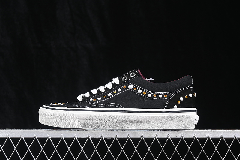 OTW OLD SKOOL 36 BLACK/BLACK/BLACK · VN000S52BLK, photo 1