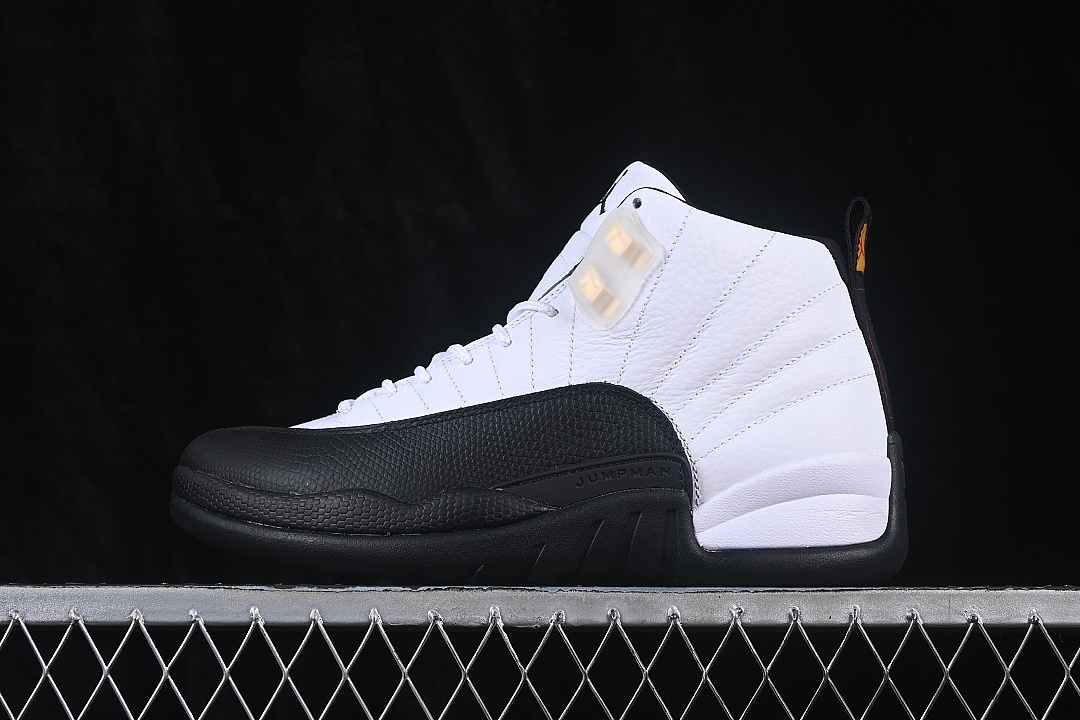 Jordan AIR Jordan 12 RETRO TAXI AJ12 BLACK/WHITE · CT8013-117, photo 1