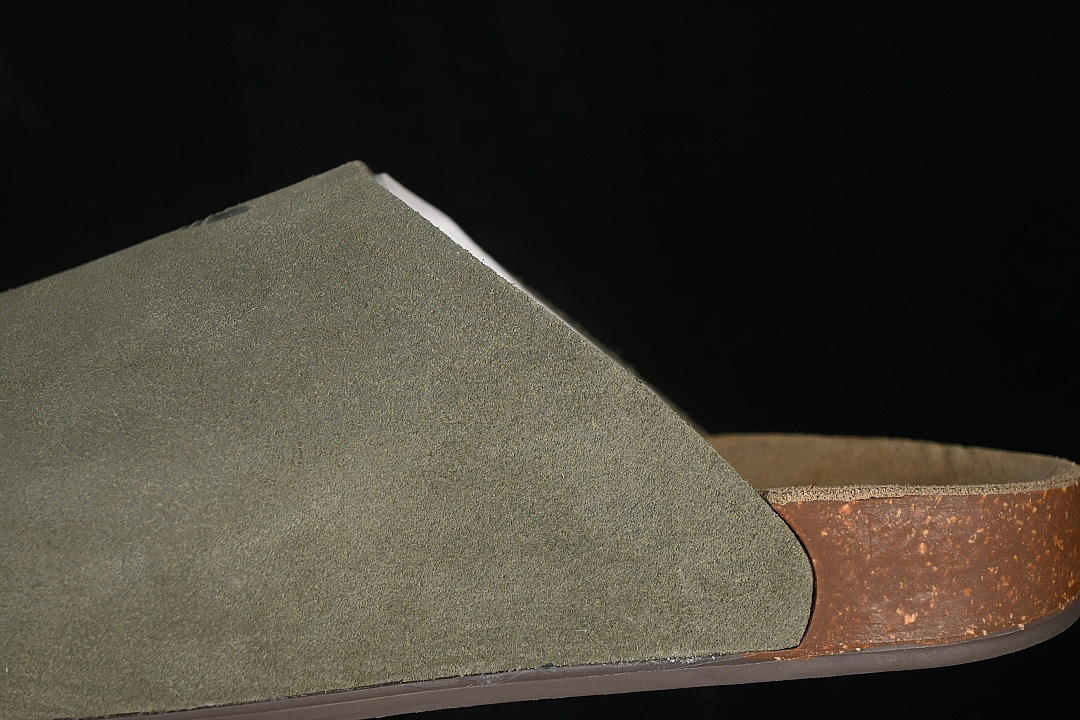 Adidas [IH6907]-[ADIMULE SLIDES OLIVE STRATA/OLIVE STRATA/GUM]-[WOMAN:35-39]-[MAN:40-45] - Image 7
