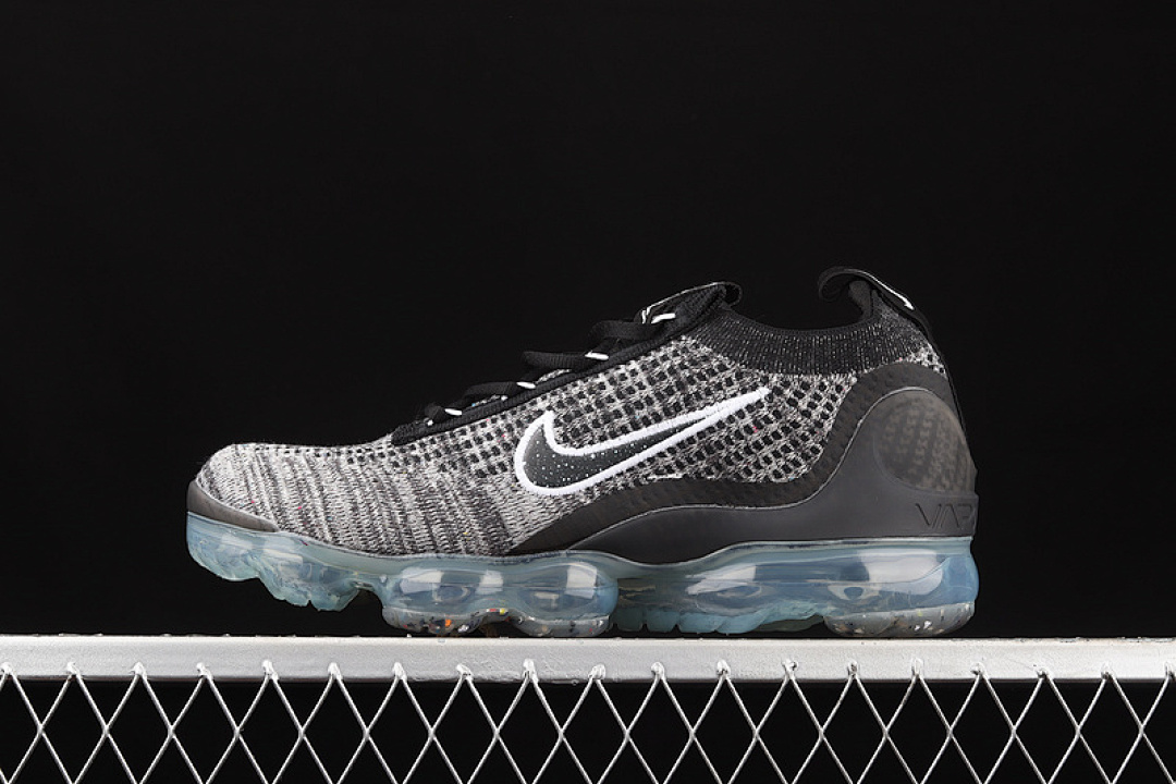 AIR VAPORMAX 2021 FLYKNIT OREO BLACK/METALLIC SILVER/METALLIC SILVER/WHITE · DH4088-003, photo 1