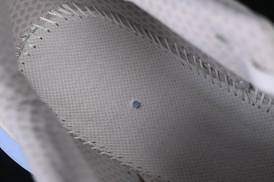On Running [1127896-CGSO]-[KNITTED MESH RUNNING SHOES WHITE/BLUE/WHITE]-[WOMAN:36-39]-[MAN:40-45] - Image 5