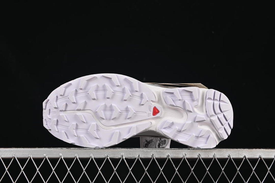 On Running [475811-26]-[XT-6 GTX WHITE/SILVER/GREY]-[WOMAN:36-39]-[MAN:40-46] - Image 14