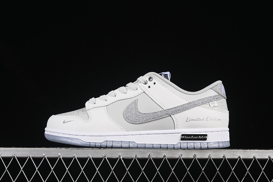 Nike SB DUNK LOW WHITE/GREY · WG0218-018, photo 1