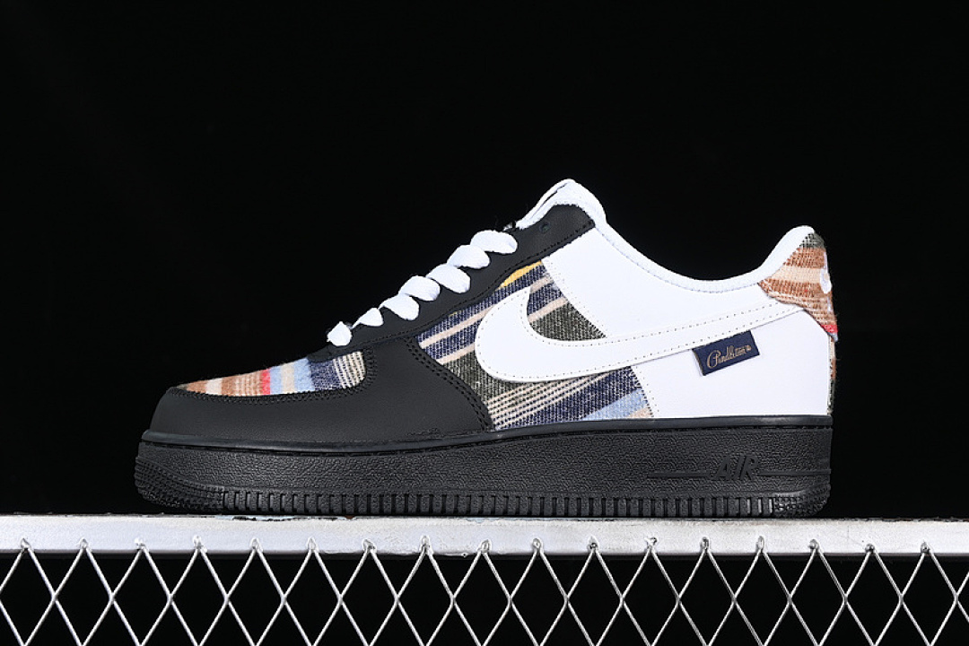 Nike [CW1188-678]-[AIR FORCE 1 07 LOW BLACK SWEATER WHITE/GREY/BLACK/GREEN/YELLOW]-[UNISEX:36-45], photo 1