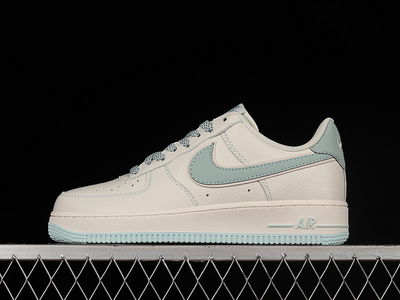 Nike Nike AIR FORCE 1 LOW 07 BEIGE/BEIGE/SKY BLUE · TU6536-156, photo 1