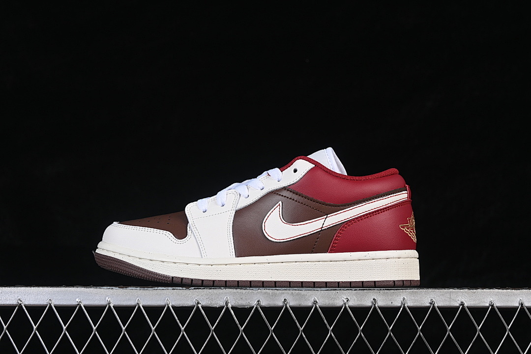 Jordan [IR7600-211]-[AIR JORDAN 1 LOW WHITE/BLACK/RED]-[WOMAN:36-39]-[MAN:40-46], photo 1