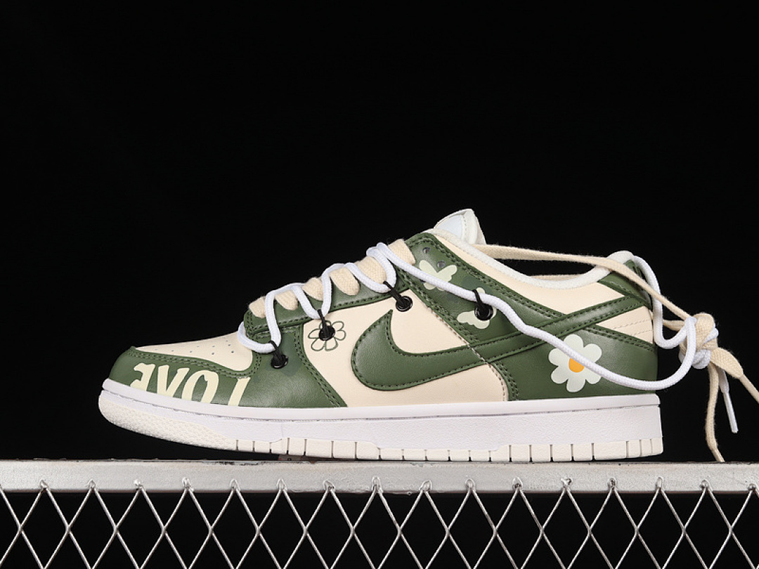 Unbranded [DH9765-100]-[DUNK LOW LOVE WHITE/GREEN]-[WOMAN:36-39]-[MAN:40-46], photo 1