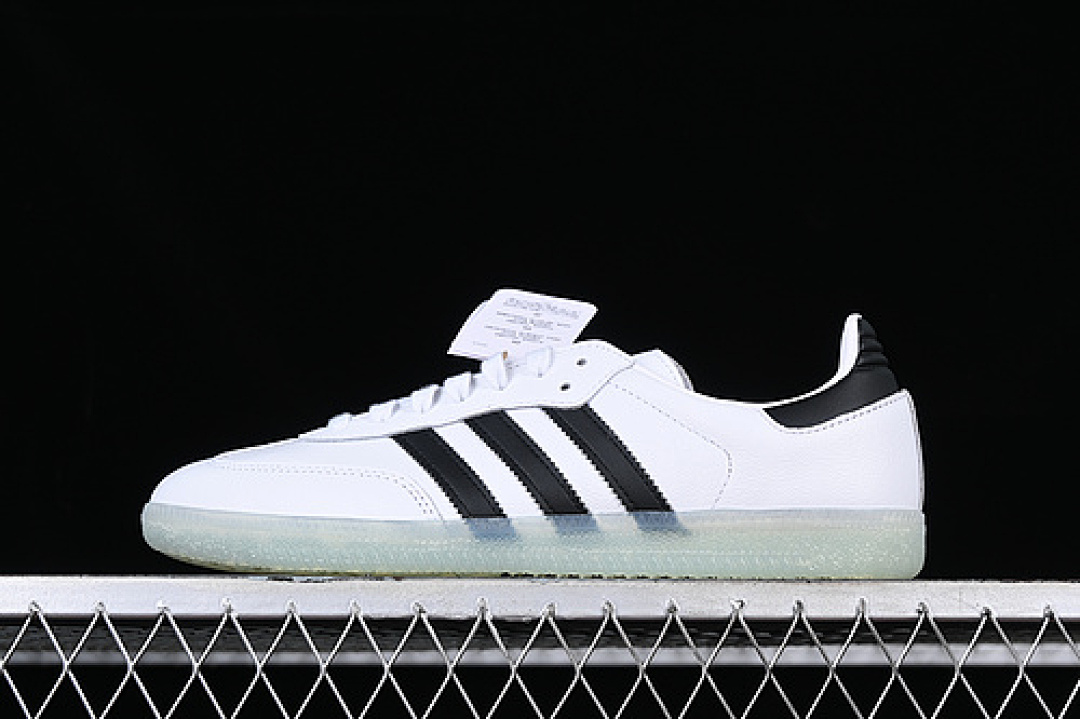 Adidas Adidas JASON DILL X SAMBA CLOUD WHITE/CORE BLACK/GOLD METALLIC · GZ4730, photo 1