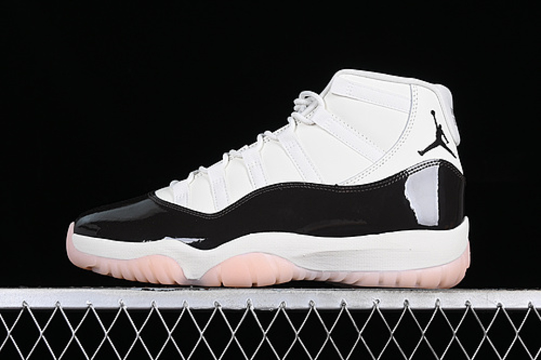 Jordan AIR Jordan 11 NEAPOLITAN WHITE/BLACK/PINK · AR0715-101, photo 1