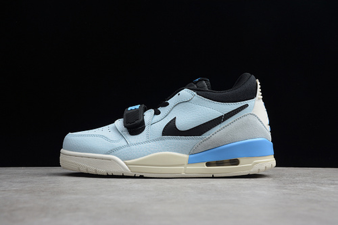 Jordan [84-82-93]-[CD7069-400]-[AIR JORDAN LEGACY 312 LOW PSYCHIC BLUE/BLACK-SAIL/SPORT (ROYAL]), photo 1