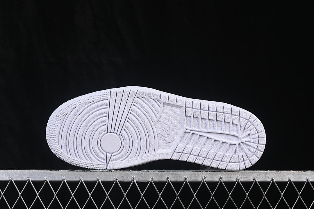 Jordan [TD1228-111]-[TRAVIS SCOTT AIR JORDAN 1 LOW OG WHITE/WHITE/WHITE]-[WOMAN:36-39]-[MAN:40-48.5] - Image 15
