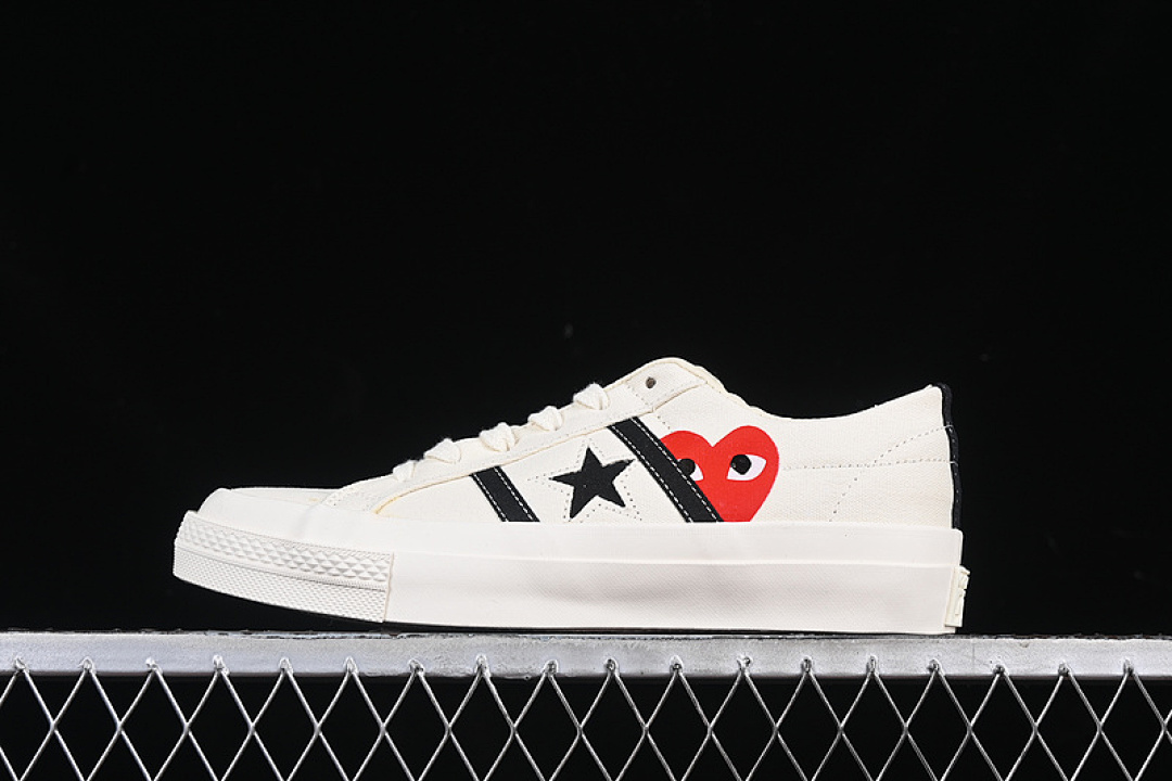 Converse [A09878C]-[COMME DES GARÇONS PLAY X ONE STAR ACADEMY PRO MILK/BLACK/RED]-[UNISEX:35-44], photo 1