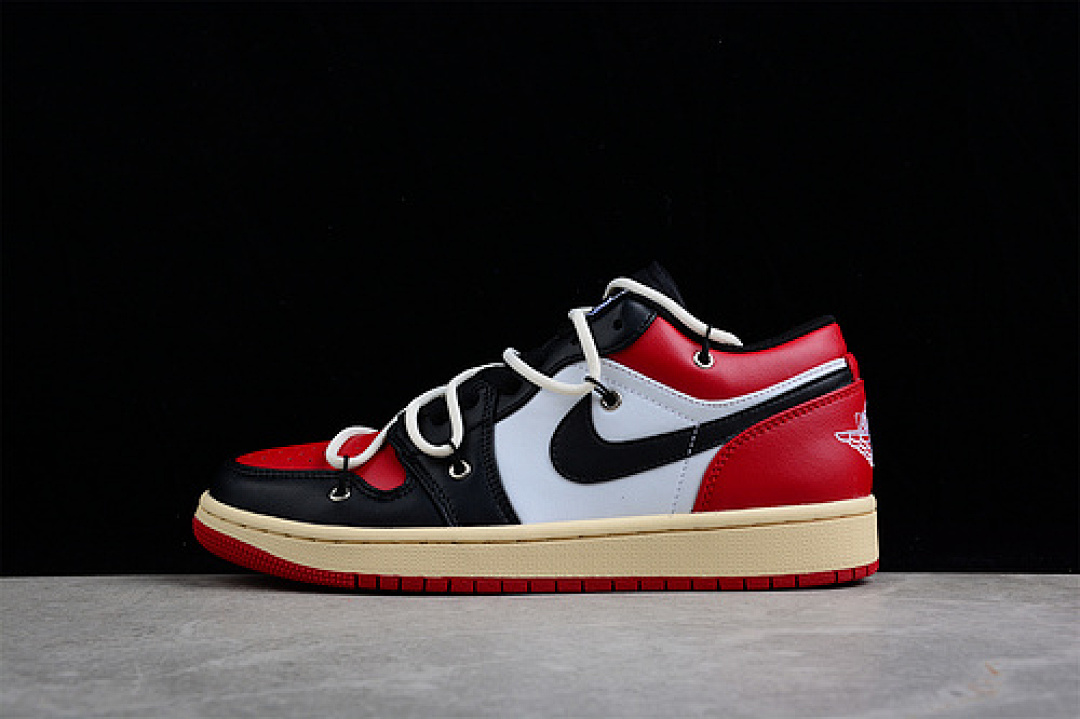 Jordan [553560-612]-[AIR JORDAN 1 LOW GS BRED TOE GYM RED/WHITE/BLACK]-[WOMAN:35.5-39]-[MAN:40-47.5], photo 1