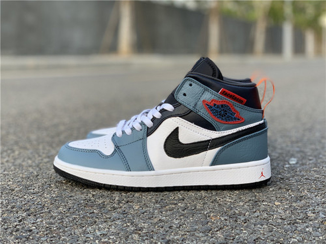 Jordan [CU2802-100]-[GZ AIR JORDAN 1 MID FEARLESS FACETASM WHITE/BLUE]-[WOMAN:36-39]-[MAN:40-46], photo 1