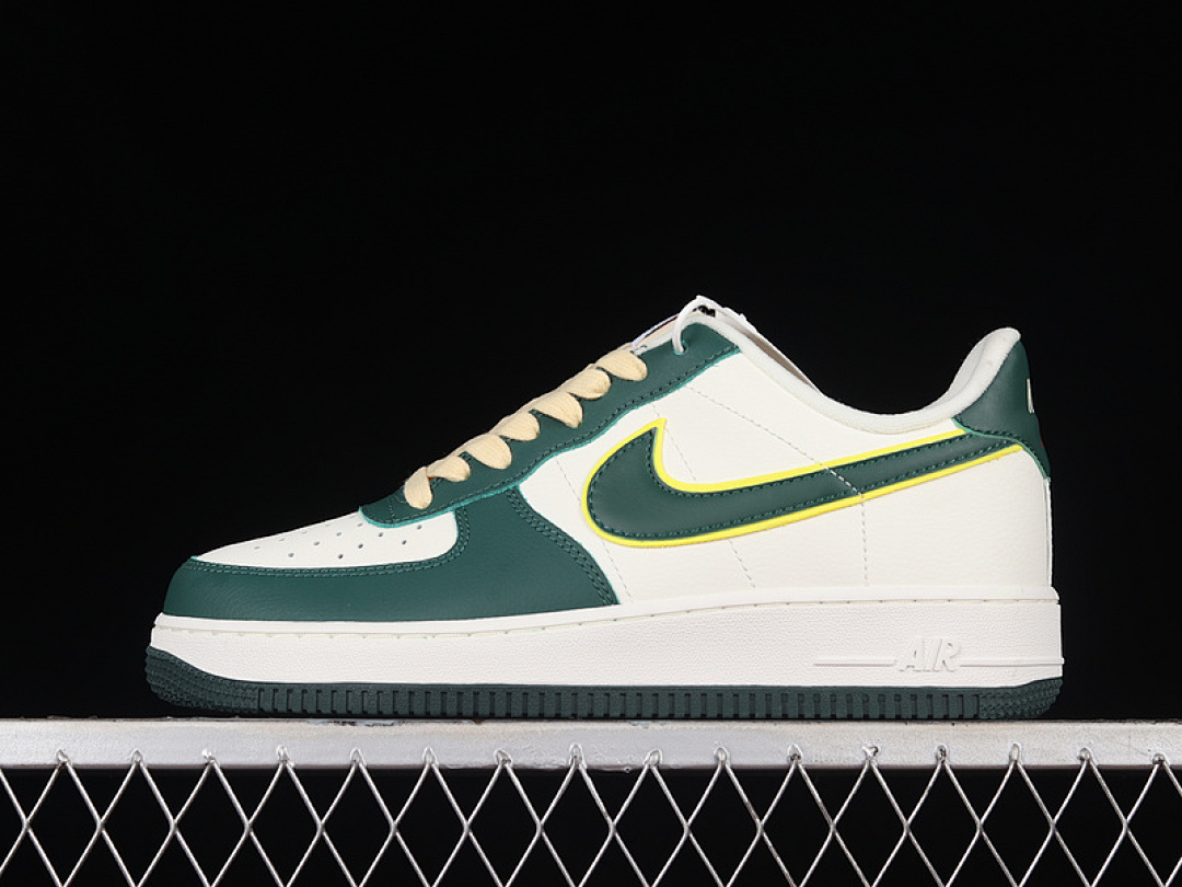 Nike Nike AIR FORCE 1 LOW 07 LV8 SAIL/NOBLE GREEN-OPTI YELLOW · FD0341-133, photo 1