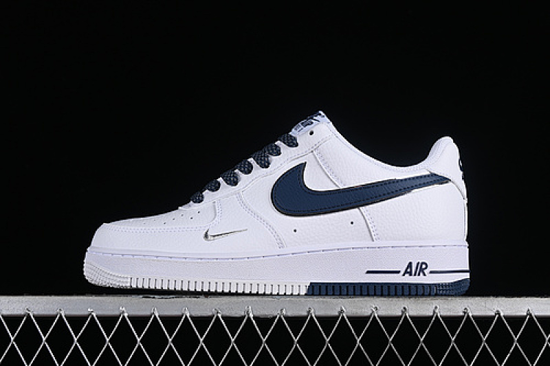 Nike Nike AIR FORCE 1 07 LOW WHITE/BLUE · CW2288-111, photo 1