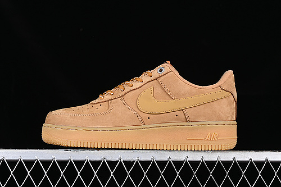 Nike [CJ9179-200]-[AIR FORCE 1 07 WB BROWN]-[WOMAN:35.5-39]-[MAN:40-47.5], photo 1