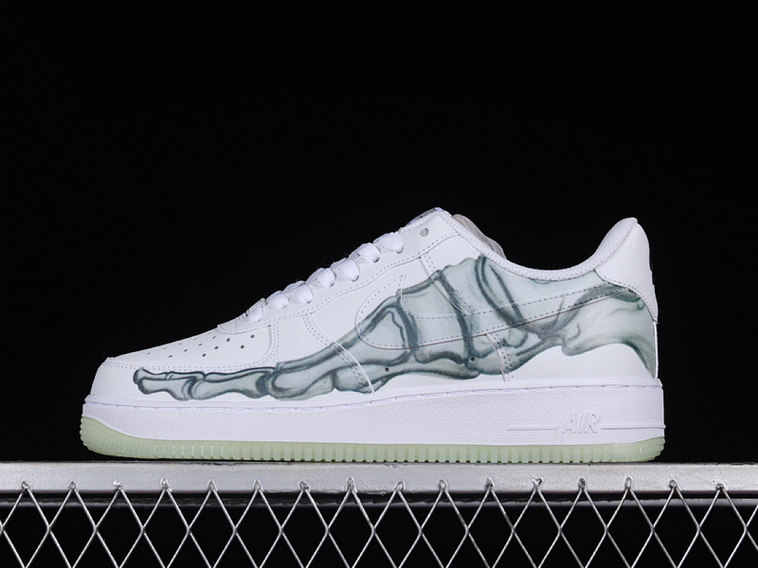 Nike [BQ7541-100]-[AIR FORCE 1 LOW SKELETON HALLOWEEN WHITE/BLACK/SKELETON]-[WOMAN:36-39], photo 1