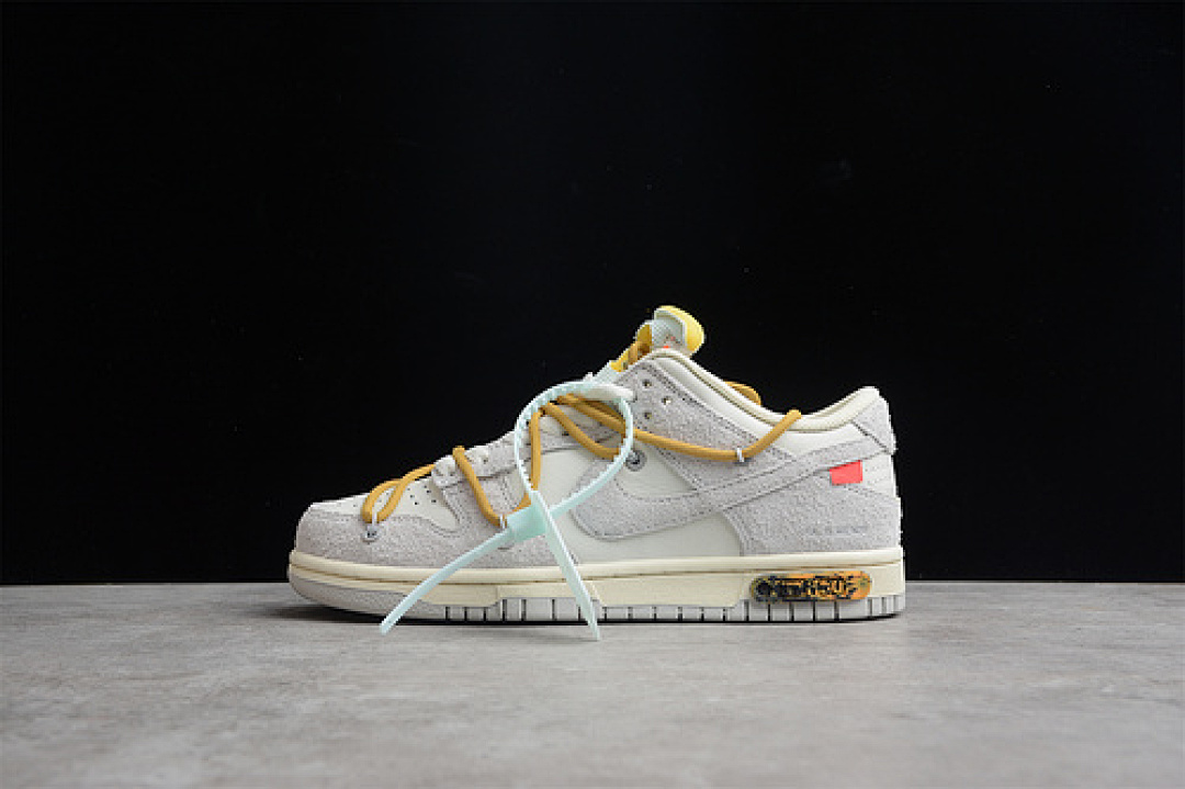 Off-White Nike OW X SB DUNK LOW LOT 37 OF 50 WHITE/LIGHT GREY/YELLOW · DJ0950-105, photo 1