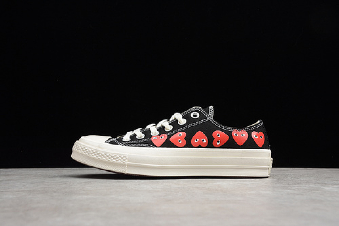 Comme des Garcons Comme des Garcons CHUCK TAYLOR ALL-STAR 70S X CDG LOW MULTI HEARTS BLACK/RED-EGRET · 162977C, photo 1