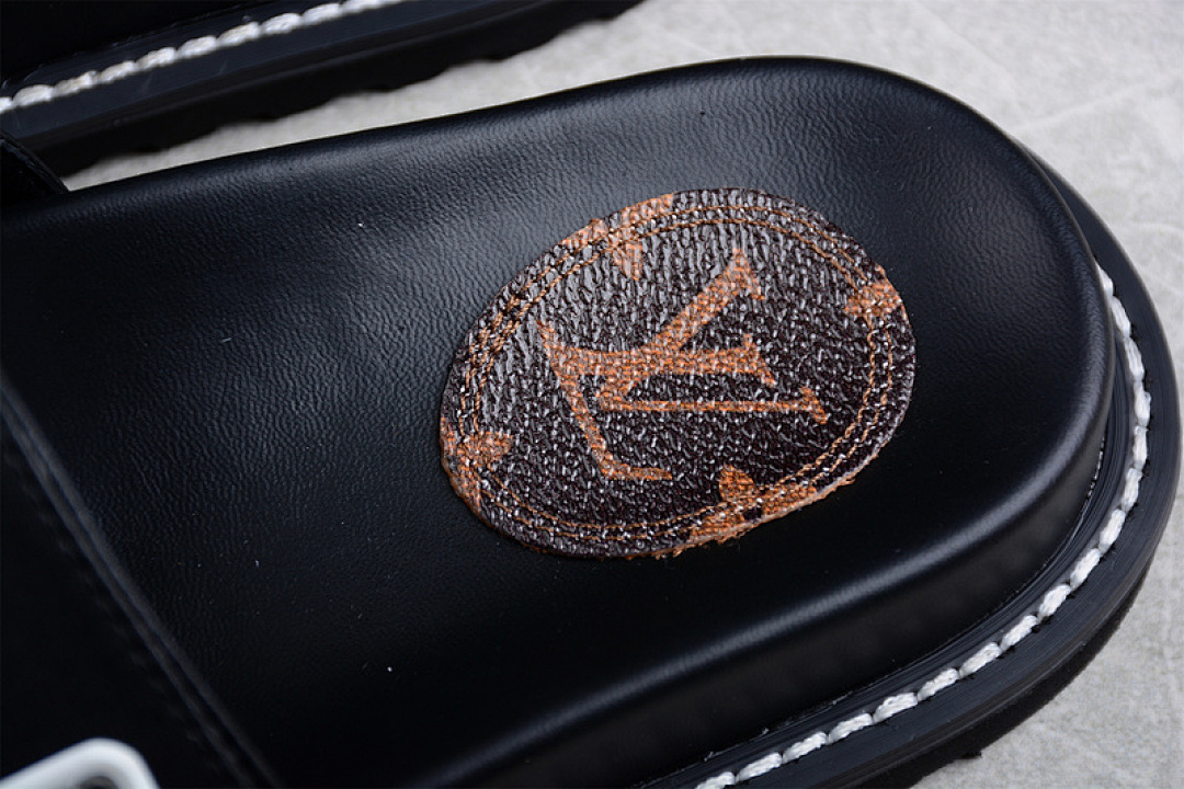 Louis Vuitton [L*V FRONTROW SNEAKERS BLACK/BLACK/WHITE]-[WOMAN:35-42] - Image 4