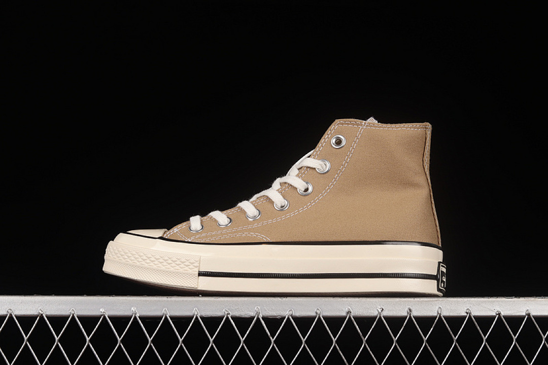 Converse [168504C]-[CHUCK TAYLOR ALL-STAR 70S HIGH SEASONAL COLOR NOMAD KHAKI/WHITE/EGRET], photo 1