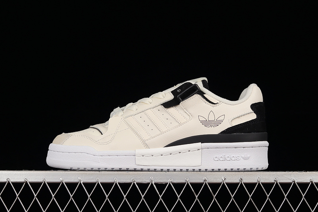 Off-White [H01914]-[FORUM EXHIBIT LOW SHOES OFF WHITE/CORE BLACK/CREAM WHITE]-[WOMAN:36-39]-[MAN:40-45], photo 1