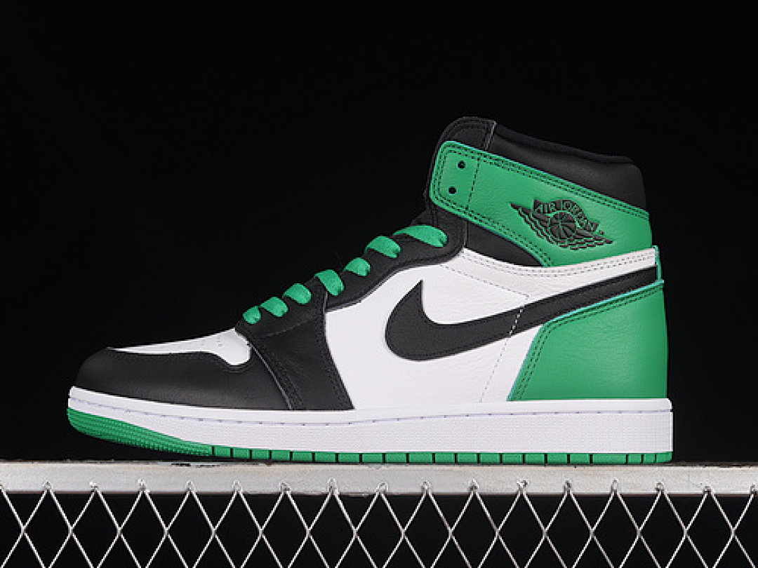 Jordan AIR Jordan 1 RETRO HIGH OG BLACK/LUCKY GREEN/WHITE · DZ5485-031, photo 1