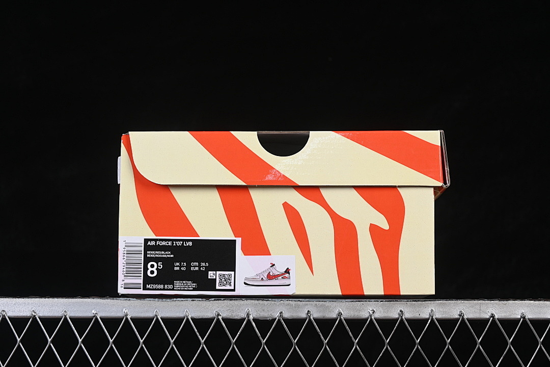 Nike [MZ9588-830]-[AIR FORCE 1 07 LOW WHITE/RED/BLACK/WHITE]-[WOMAN:36-39]-[MAN:40-45] - Image 12