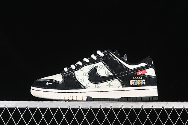 Nike SB DUNK LOW BLACK/WHITE · MM1089-030, photo 1