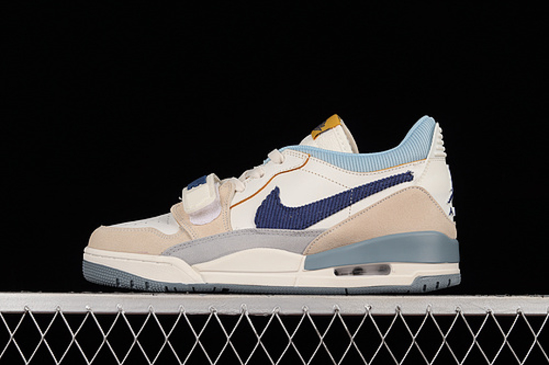 Jordan [DQ5347-141]-[AIR JORDAN LEGACY 312 SUMMIT WHITE/MYSTIC NAVY/SAIL]-[WOMAN:36-39]-[MAN:40-46], photo 1