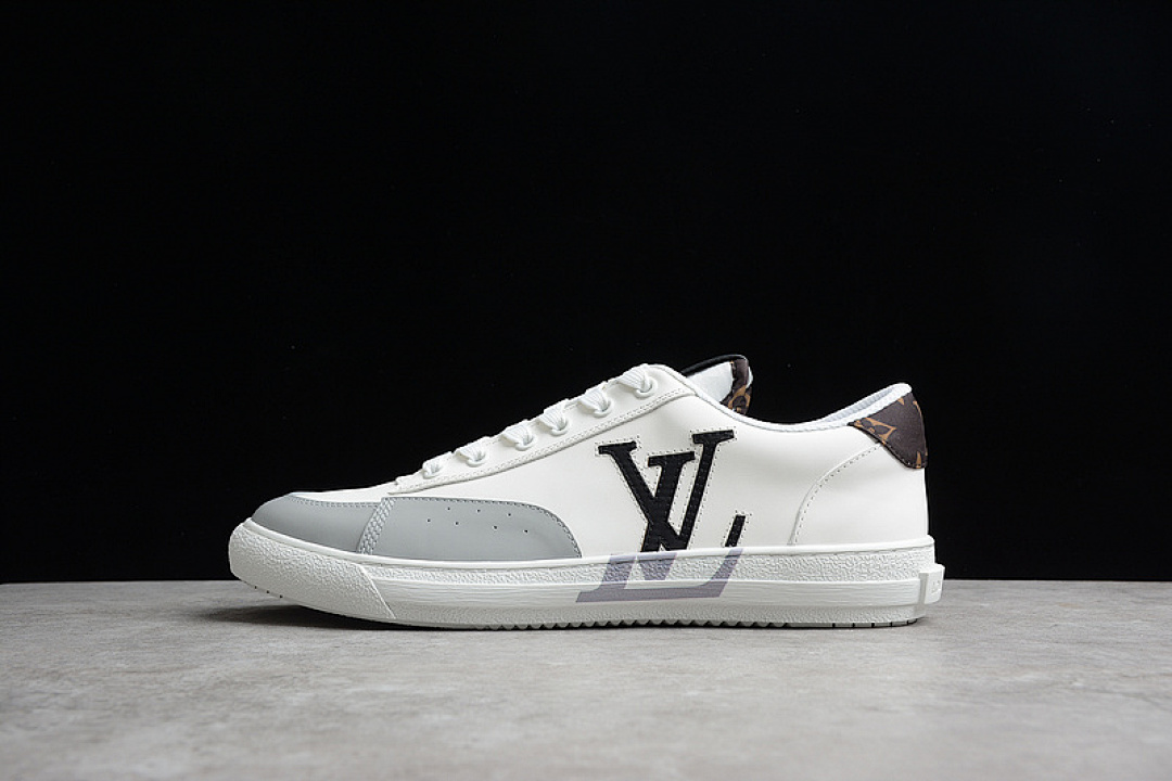 Louis Vuitton Louis Vuitton [L*V STELLAR SNEAKERS WHITE/LIGHT GREY/BLACK]-[WOMAN:35-39]-[MAN:40-44], photo 1