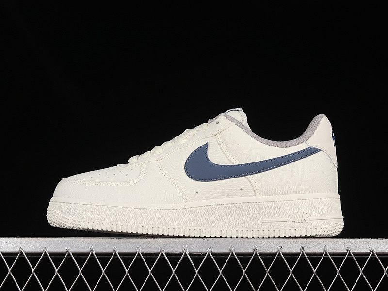 Nike Nike AIR FORCE 1 LOW 07 WHITE/WHITE/SEA BLUE · DG2296-009, photo 1