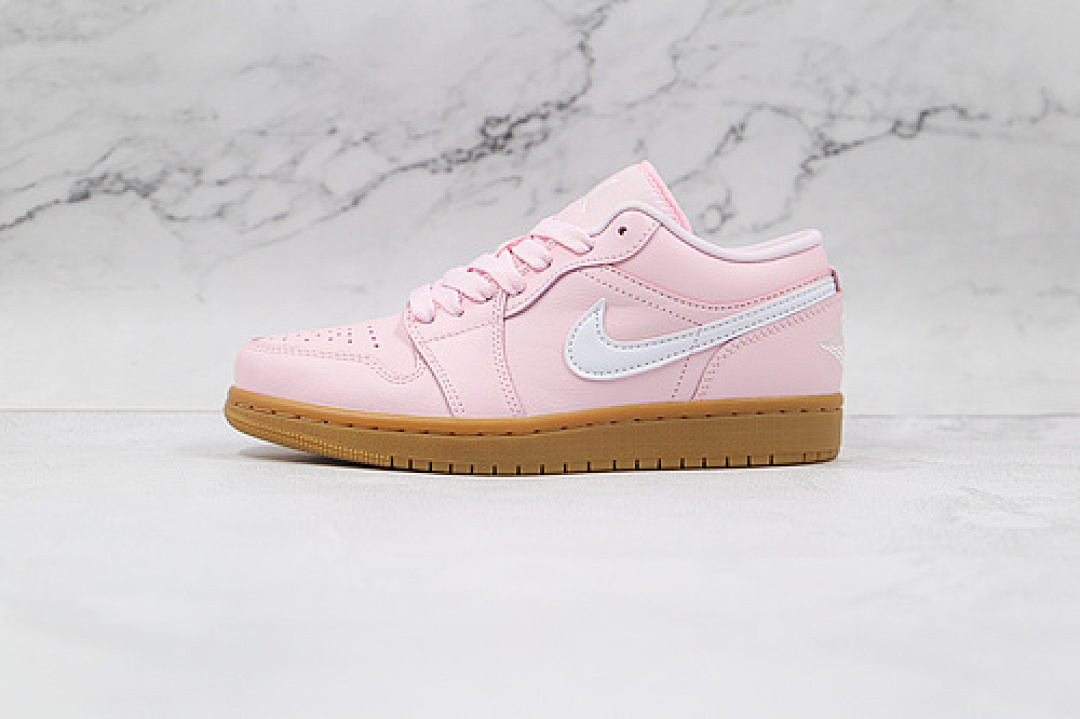 Jordan AIR Jordan 1 LOW ARCTIC PINK/WHITE/GUM LIGHT BROWN · DC0774-601, photo 1