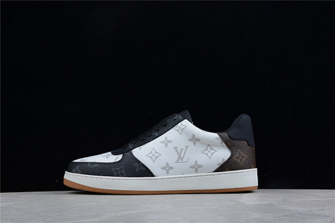Louis Vuitton Louis Vuitton [L*V STELLAR SNEAKERS WHITE/BLACK/GOLD]-[MAN:39-45], photo 1