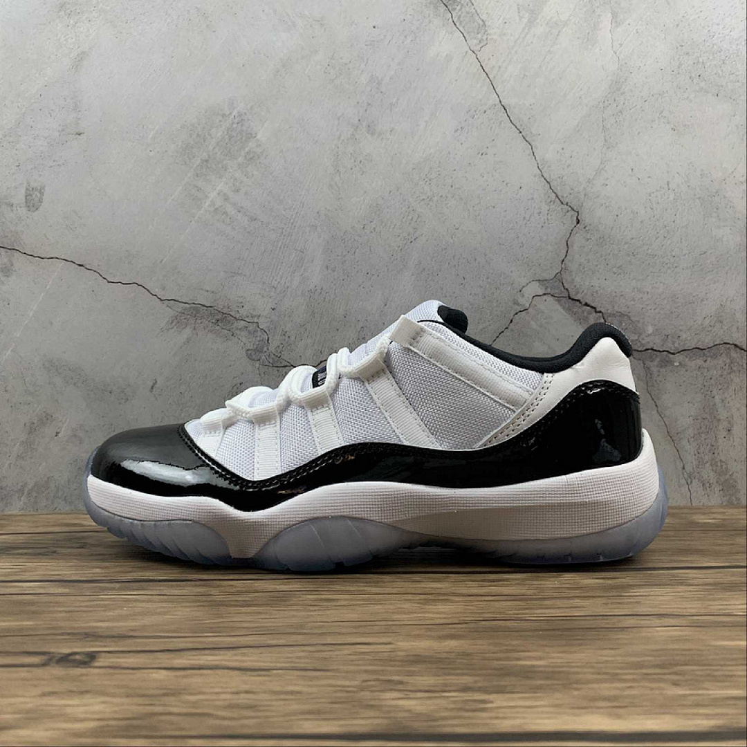 Jordan AIR Jordan 11 RETRO LOW CONCORD WHITE/WHITE/BLACK · 528895-153, photo 1
