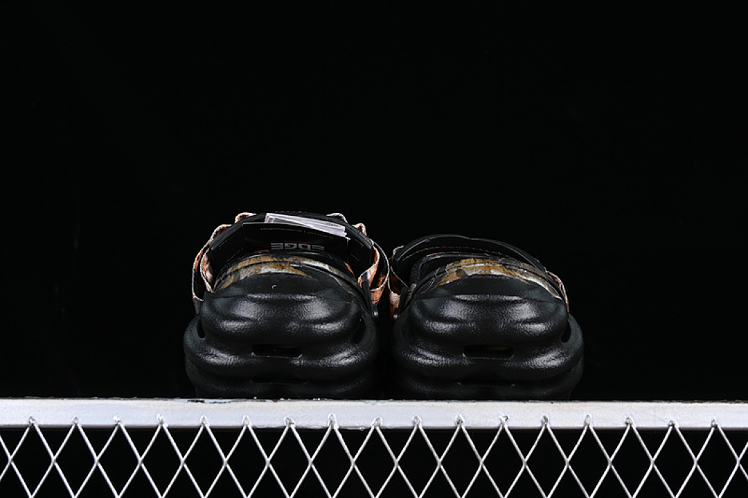 Crocs [SALEHE BEMBURY X CROCS POLLE CLOG BLACK]-[UNISEX:36-46] - Image 7