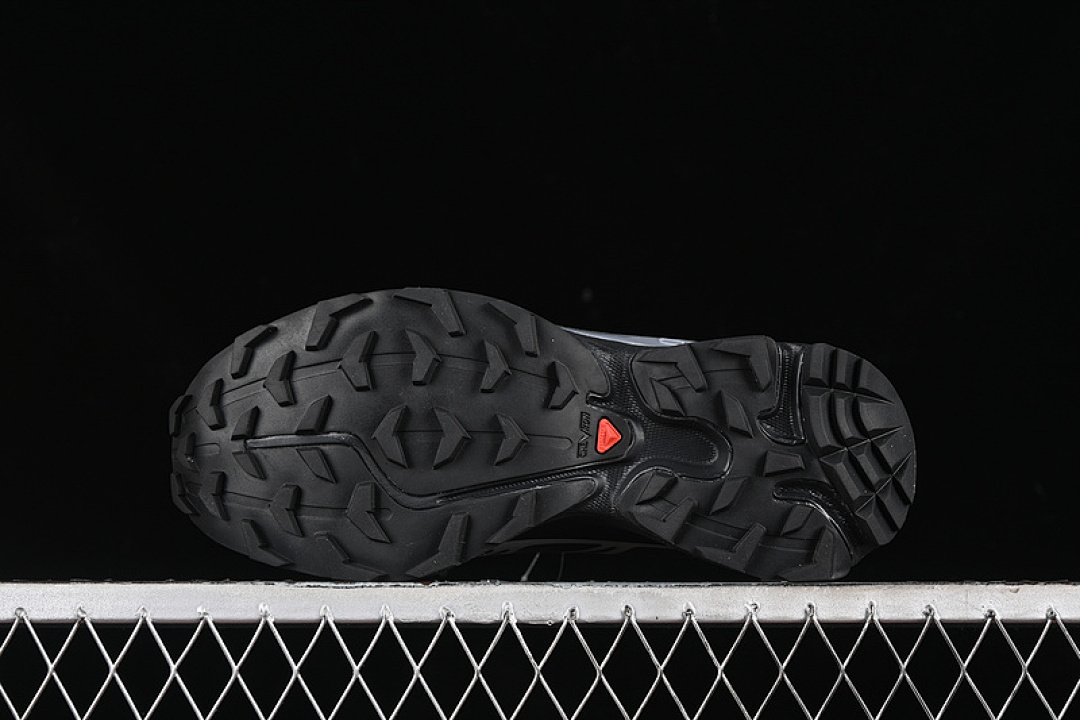 On Running [474506-26]-[XT-6 GTX OUTDOOR RECREATION BLACK/SILVER]-[WOMAN:36-39]-[MAN:40-46.5] - Image 14